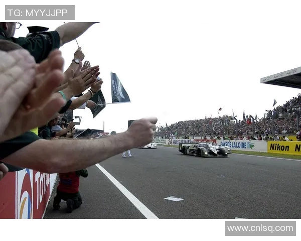 滑板耐力赛事揭晓上海滑板队荣获第一名引发热议